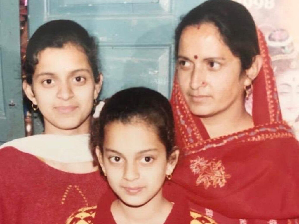 Kangana Ranaut mother