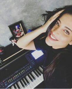 Shruti Haasan piano