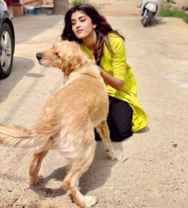 Divya Suresh pet dog