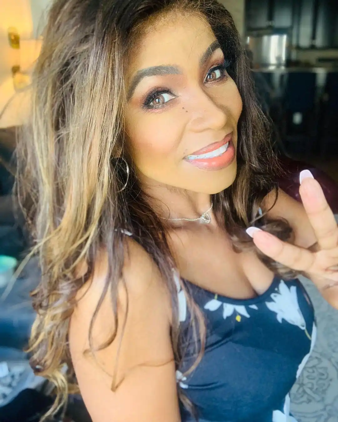 Toni Yates – Biography, Facts & Life Story - BigNameBio
